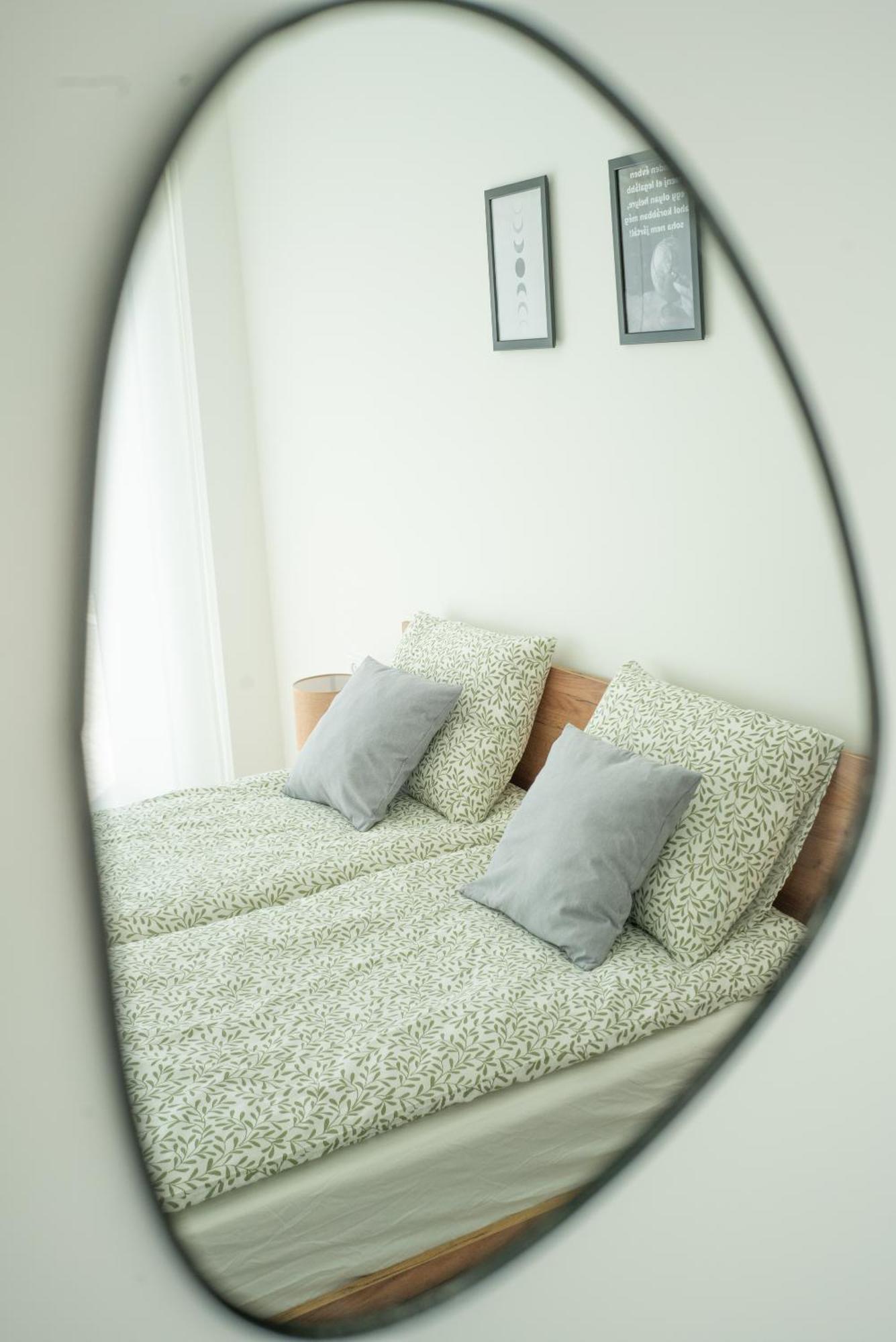 Oazis Apartman Zalakaros Buitenkant foto